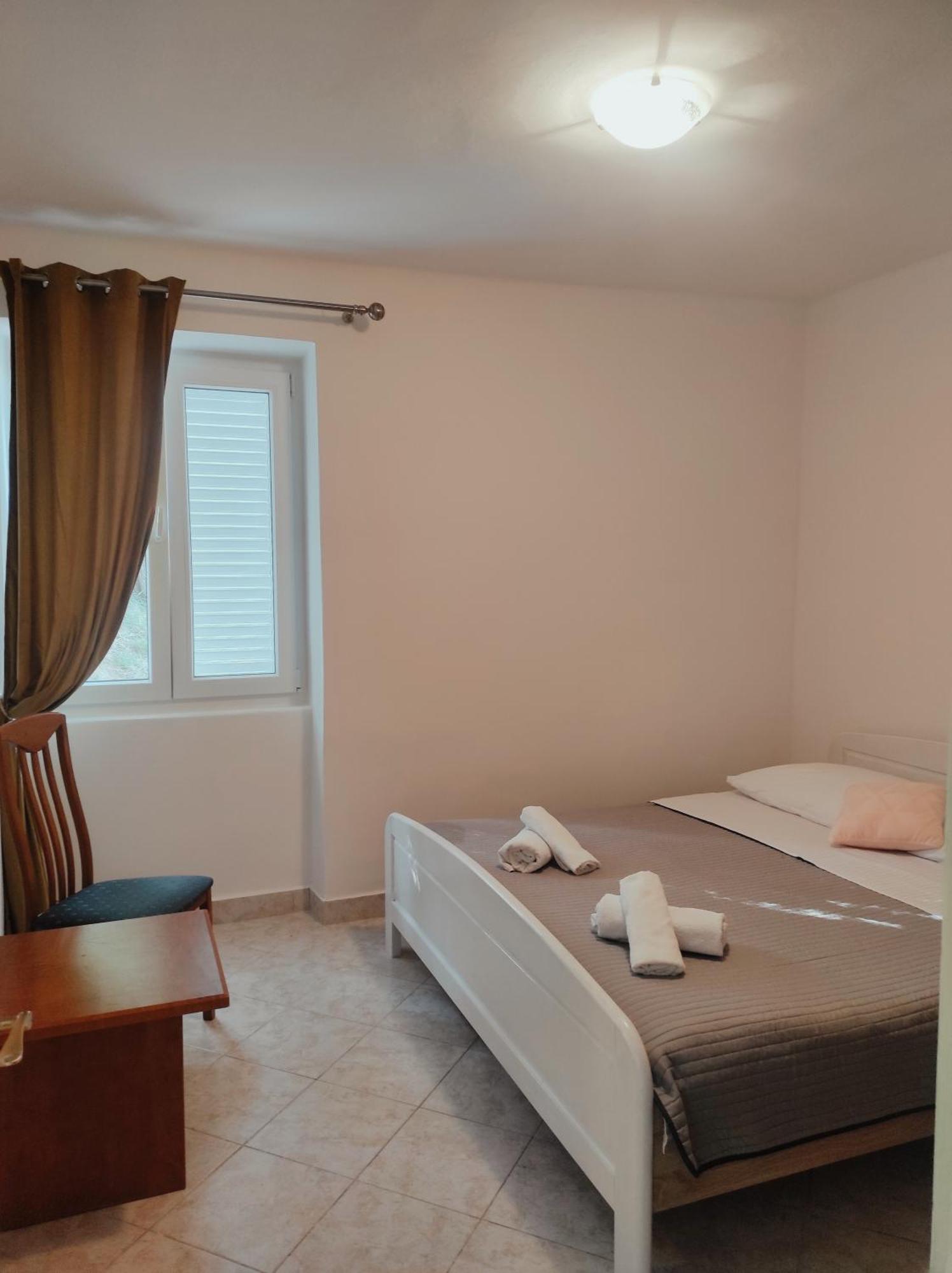 Apartman Daniel With Free Parking Mundanije Luaran gambar
