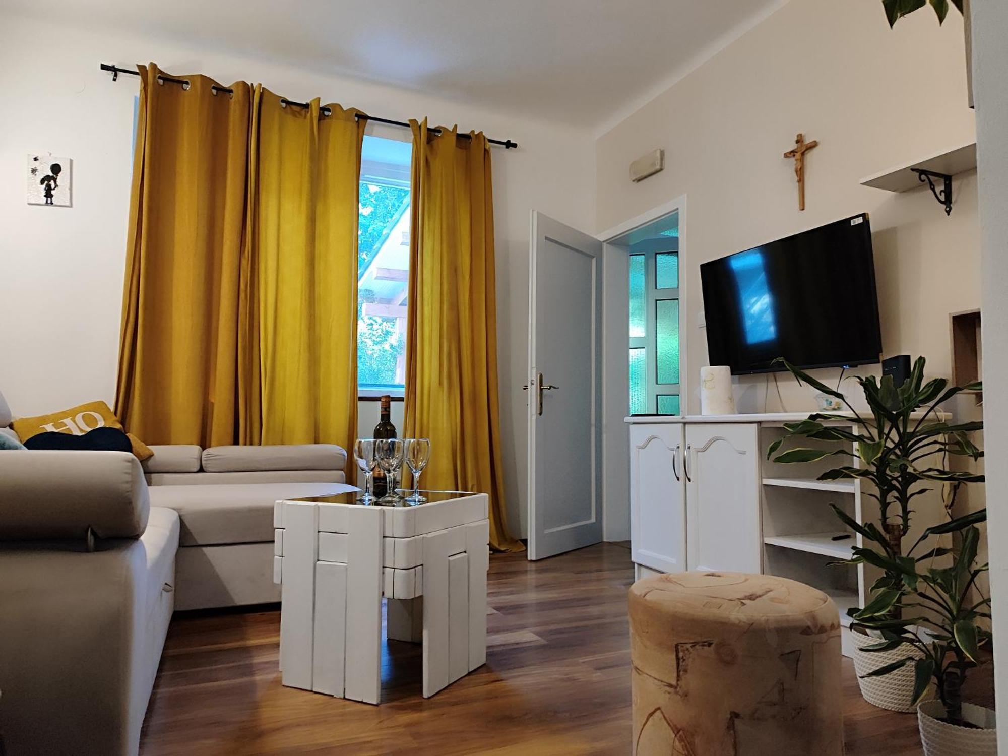 Apartman Daniel With Free Parking Mundanije Luaran gambar