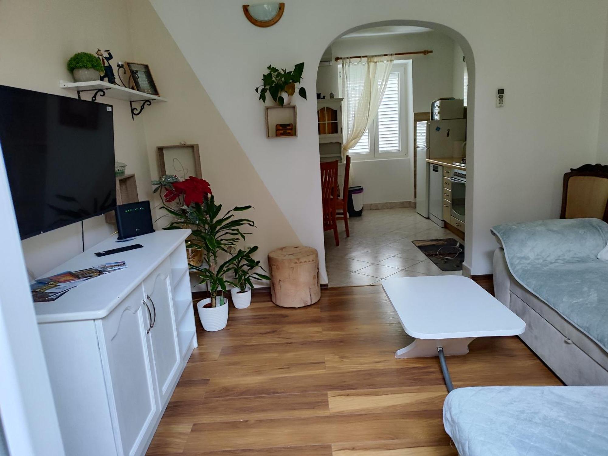 Apartman Daniel With Free Parking Mundanije Luaran gambar